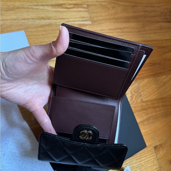 NWB Chanel classic caviar quilted compact tri-fold wallet in gold hardware - Picture 3 of 7